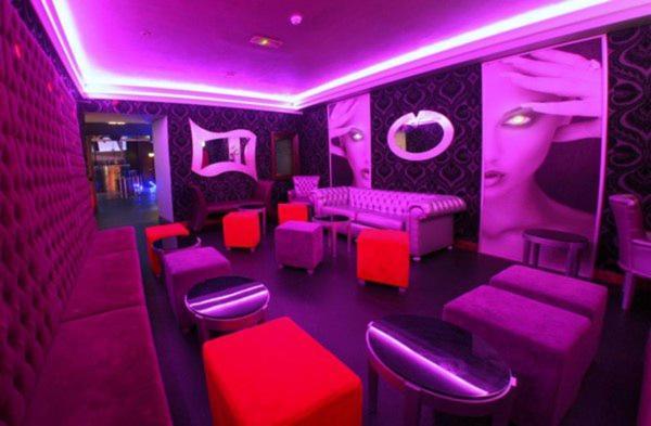 Dooly'S Hotel Birr Bagian luar foto